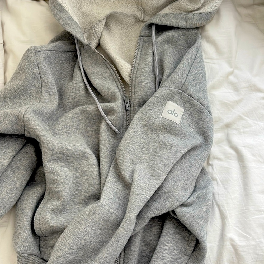 Alo sweater